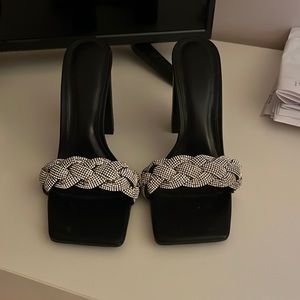 Fun black heels!